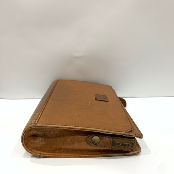 Burberrys Brwon Leather Zip Clutch sku#85582 (Gently used) - Picture 5 of 15